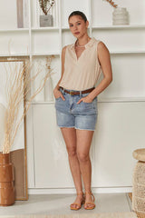 MOMA Summer Essential | Beige Sleeveless Polo Garment