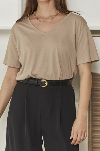 MOMA stylish rounded V-neck shirt