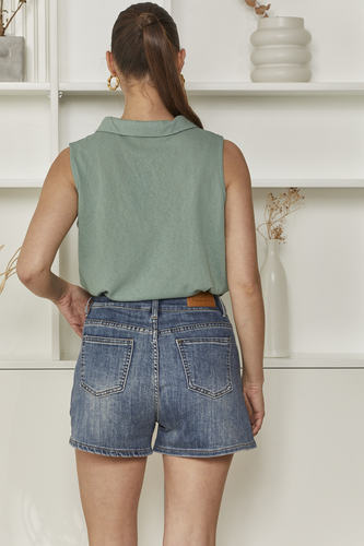 MOMA Casual Polo Shirt | Green Sleeveless for Easy - going Days