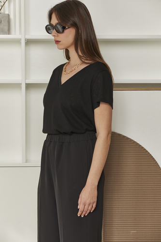 MOMA Relaxed Fit V - Neck Top | Black, Chic & Detailed