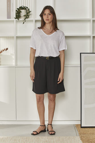 MOMA Relaxed Fit V - Neck Top | White, Timeless & Airy