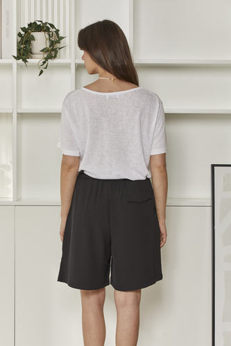 MOMA Relaxed Fit V - Neck Top | White, Timeless & Airy