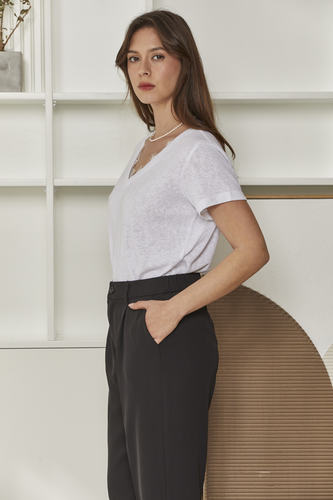 MOMA White V - Neck Garment | Comfort Meets Delicate Fashion