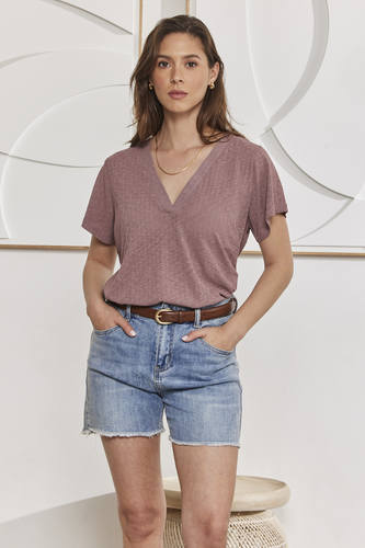 MOMA Wardrobe Essential | Mauve Textured V - Neck Tee