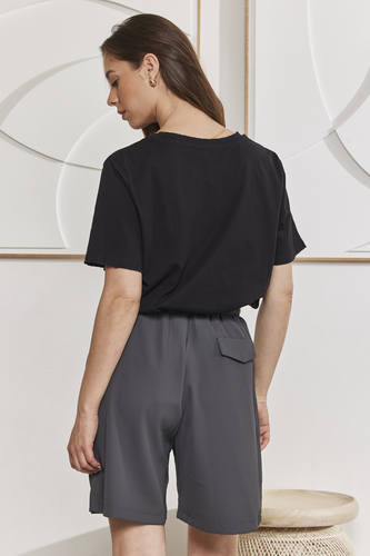 MOMA Black Crew - Neck Tee | Minimalist Design with Raw - Edge Accent