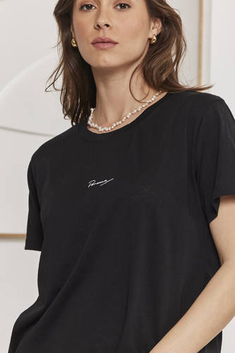 MOMA Black Crew - Neck Graphic Tee | Effortless Casual Chic