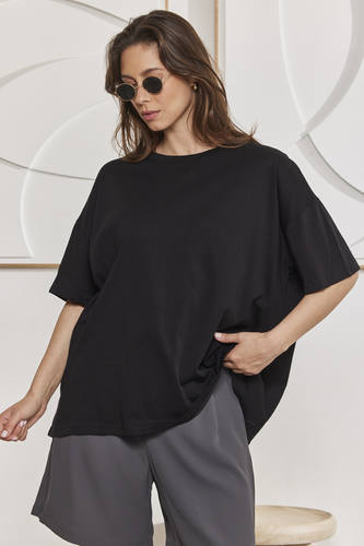 MOMA Black Crew - Neck Garment | Perfect for Polished Casual & Everyday Looks