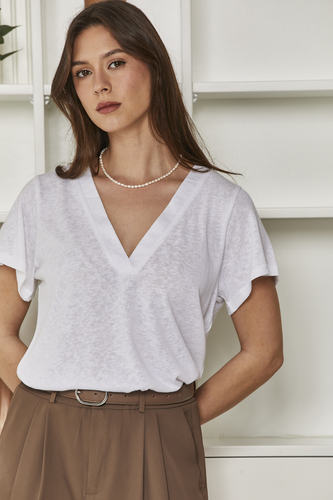 MOMA White Linen V - Neck Tee | Effortless Casual Chic