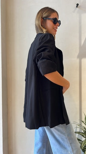 MOMA Black Tailored Garment | Comfort Meets Minimalist Style