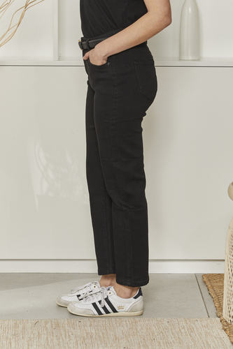 MOMA Stylish Belted Black Denim Pants