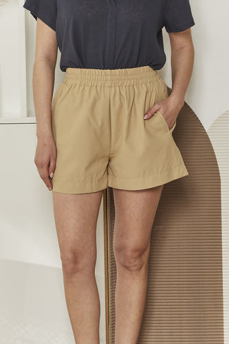 MOMA Relaxed Beige Elastic - Waist Shorts