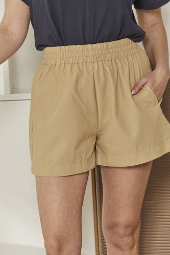 MOMA Relaxed Beige Elastic - Waist Shorts