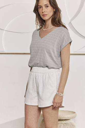 MOMA Comfortable White Elastic - Waist Shorts
