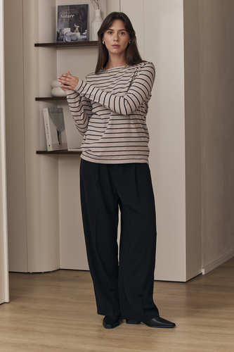 MOMA Stylish Black Belted Wide - Leg Trousers