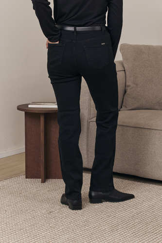 MOMA Comfortable Black Belted Jeans