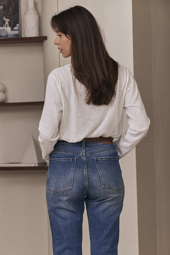 MOMA Comfort-Fit Blue Cropped Jeans