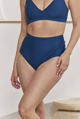 MOMA Figure - Flattering High - Waisted Navy Blue Bikini Bottoms