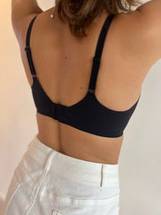 MOMA Seamless - Look Bra: Smooth Lines, Bold Confidence