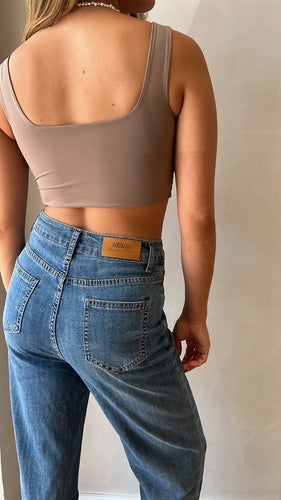 MOMA Square - Neck Bralette: Minimalist Chic for Everyday