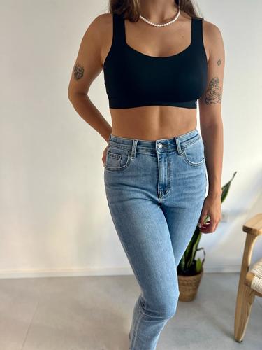 MOMA Black Square - Neck Bra: Sleek Support for Everyday Edge